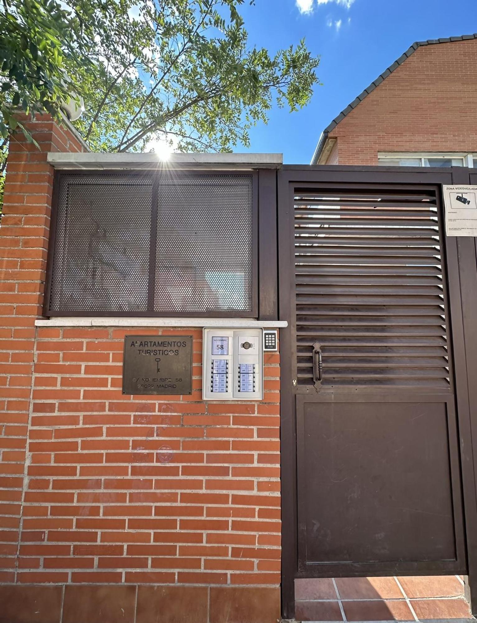 Apartamentos Noviembre Madri Exterior foto